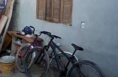 Casa com 1 quarto à venda no jardim tarumãs, caraguatatuba  por r$ 110.000