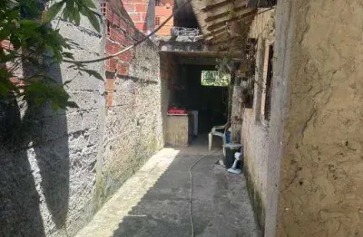 Casa com 2 quartos à venda no rio do ouro, caraguatatuba  por r$ 115.000