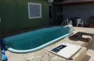 Casa com 2 quartos à venda no perequê mirim, caraguatatuba  por r$ 410.000