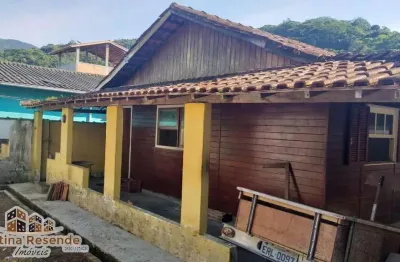 Casa com 3 quartos à venda no ipiranguinha, ubatuba  por r$ 300.000