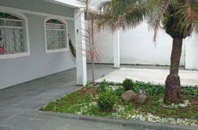 Casa com 4 quartos à venda no jardim britânia, caraguatatuba  por r$ 700.000
