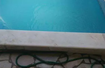 Casa com 2 quartos à venda no rio do ouro, caraguatatuba  por r$ 495.000