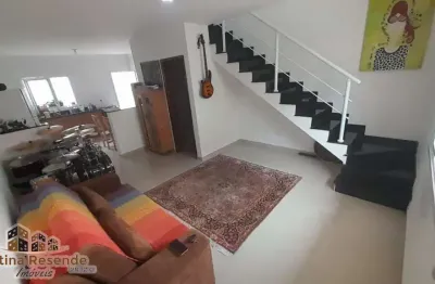 Casa em condomínio fechado com 2 quartos à venda na praia das palmeiras, caraguatatuba  por r$ 660.000