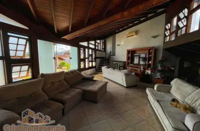 Casa com 3 quartos à venda no jardim primavera, caraguatatuba  por r$ 1.600.000