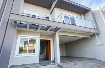 Casa de 3 dormitórios e 3 suítes(sendo) 1 suíte master no bairro bela vista