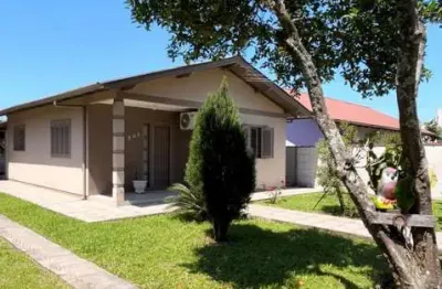 Casa com 2 quartos à venda no Olaria, Canoas 