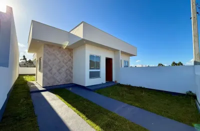 Linda casa com duas suites em gov. celso ramos, cidade com 60 praias para seu desfrute.