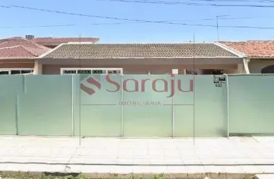 Vende-se casa terrea no bairro cajuru- aceita financiamento