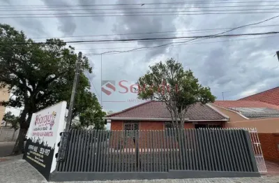 Casa com 3 quartos para alugar na Rua Engenheiro Bernardino d'Oliveira, 132, Cajuru, Curitiba