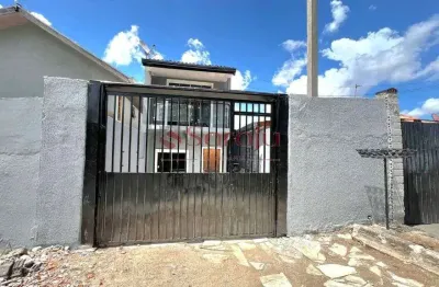 Casa com 2 quartos para alugar na Rua Melancias, 74, Uberaba, Curitiba