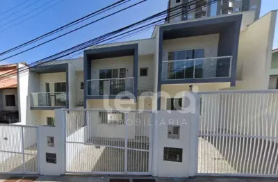 Casa com 2 quartos para alugar em água verde, blumenau , 101 m2 por r$ 3.300