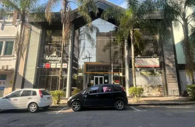 Sala comercial com 3 salas para alugar na Rua Joaquim Pedro Soares, Centro, Novo Hamburgo