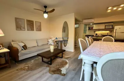 Triplex todo mobiliado com 2 dormitorios e 1 vaga de garagem em cabecudas itajai
