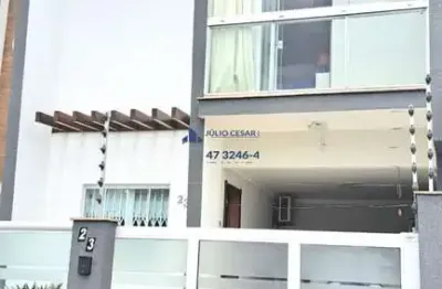 Casa com 2 quartos à venda na São João, 100, São João, Itajaí