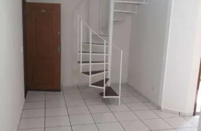 Apartamento cobertura/duplex com 2 dormitórios e 2 vagas de garagem no bairro vila esplanada, próximo à santa casa!