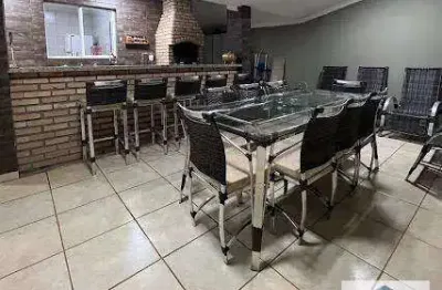 Casa à venda no belvedere com 3 dormitórios e 2 vaga de garagem / próximo ao supermercado proença da av belvedere