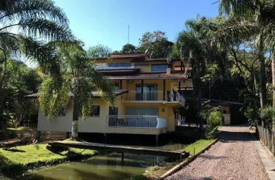 Chácara / sítio com 2 quartos à venda na Rua Amadio Beduschi, 440, Povoado de Barracão, Gaspar