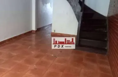 Sobrado a venda proximo a estação de metro conceição