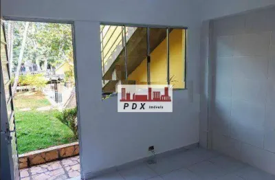 Casa com 1 quarto para alugar no Jardim Cupecê, São Paulo 
