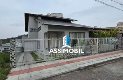 Casa com 3 dormitórios para alugar por r$ 7.008,33/mês - pedra branca - palhoça/sc