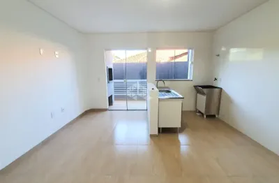 Apartamento de 1 dormitorio com sacada, churrasqueira e com vaga de garagem  coberta,  campeche, florianopolis/sc