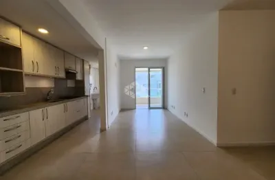 Apartamento de 3 dormitórios sendo 2 suítes em condominio club na praia do campeche