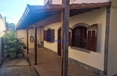 Casa com 4 quartos à venda na candelária, belo horizonte  por r$ 849.000