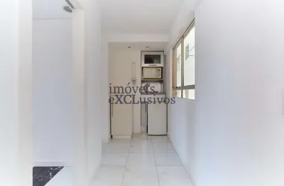 Sala comercial para alugar na rua riachuelo, 102, centro, curitiba por r$ 800