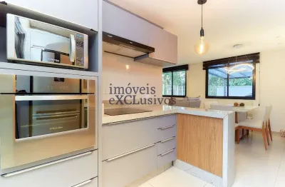 Casa com 2 quartos à venda na rua norberto tramujas decker, 90, santo inácio, curitiba por r$ 850.000