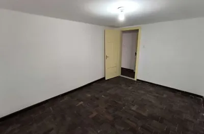 Apartamento com 2 quartos  para alugar, 80.14 m2 por r$1700.00  - centro - curitiba/pr