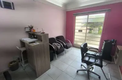 Conj. comercial 6 salas com acesso exclusivo, de frente para rua, próximo ao supermercado condor no bom retiro. [5740.002]