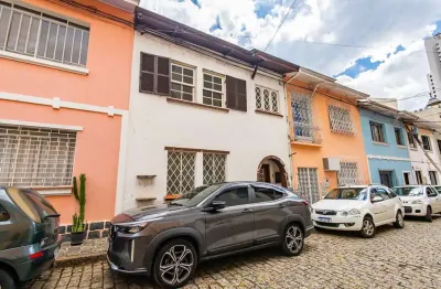 Casa com 3 quartos à venda na Avenida Vicente Machado, 343, Centro, Curitiba