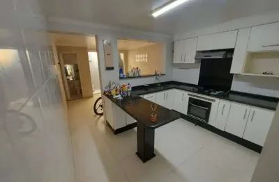 Casa com 2 quartos à venda na Rua Rainha Vitória Eugênia, --, Vila Campestre, São Paulo