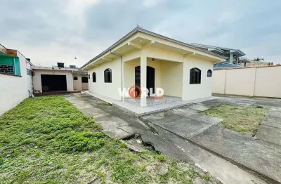 Casa com 3 quartos à venda no Raia, Paranaguá 