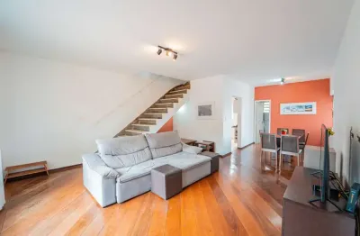 Casa para venda em Planalto Paulista com 3 quartos, sendo 1 suíte , 150m²