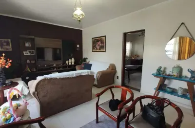 Casa tipo para venda em vila suíça com 4 quartos, sendo 1 suíte, 196m²