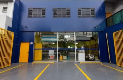 Barracão / Galpão / Depósito à venda na Avenida Moreira Guimarães, 884, Indianópolis, São Paulo