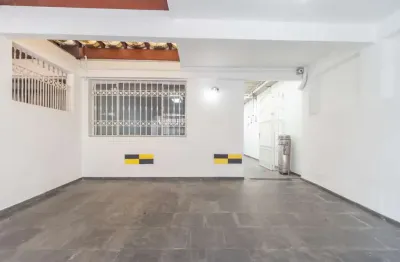 Casa para venda em Vila Olímpia com 4 quartos, sendo 2 suítes , 208m²