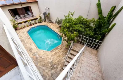 Sobrado para venda em Chácara Inglesa com 5 quartos, sendo 2 suítes , 488m²