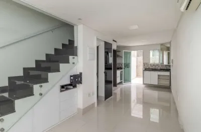 Casa em condomínio fechado com 2 quartos à venda na Rua José Ataliba Ortiz, 834, Vila Mangalot, São Paulo