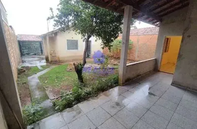 Casa com 2 dormitórios à venda, 90 m² por r$ 210.000,00 - comerciários iii - botucatu/sp