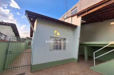 Casa com 2 quartos à venda na Rua Taurino Coimbra, Vila Aparecida, Jundiaí