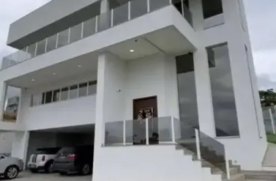 Exclusiva! casa com elevador e piscina no alphaville vespasiano