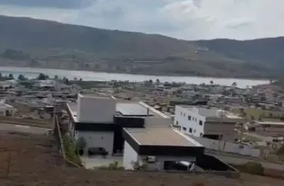 Maior lote do costa laguna! 1.249m² com projeto aprovado para construir