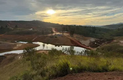 Seu futuro começa aqui: terreno amplo e valorizado no águas residence