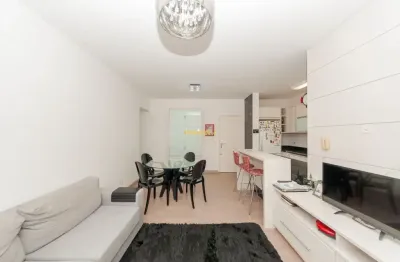 Apartamento semi mobiliado no batel 2 quartos 1 vaga 70m²