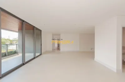 Apartamento alto padrão no batel 3 suítes, 2 vagas, varanda gourmet
