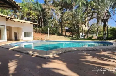 Casa térrea à venda no aldeia do vale com 4 suítes, lazer completo e vista privilegiada