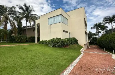 Sobrado no aldeia do vale – 7 suítes, loft independente e lazer completo
