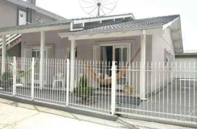 Casa a venda no bairro são francisco - garibaldi/rs